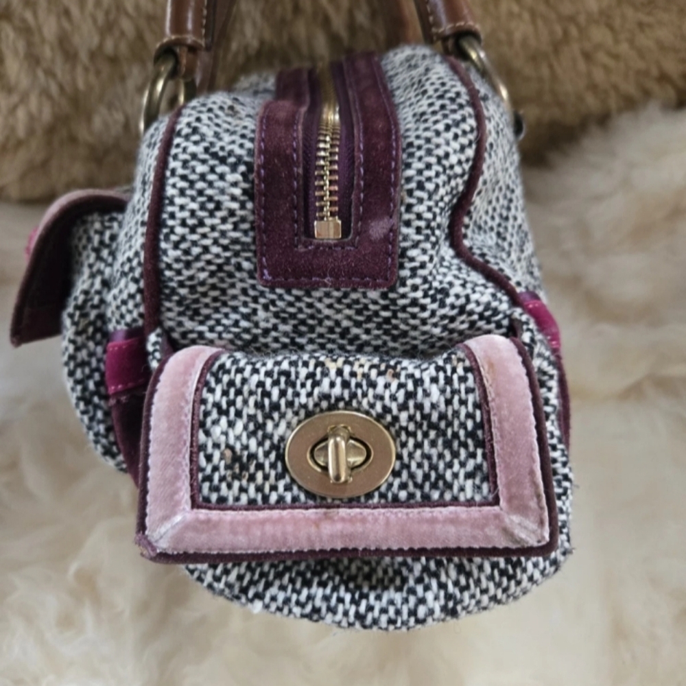 Vintage 2000s Coach Soho 2005 Tweed Satchel with Swarovski Bow 8F03 - Picture 2 of 9
